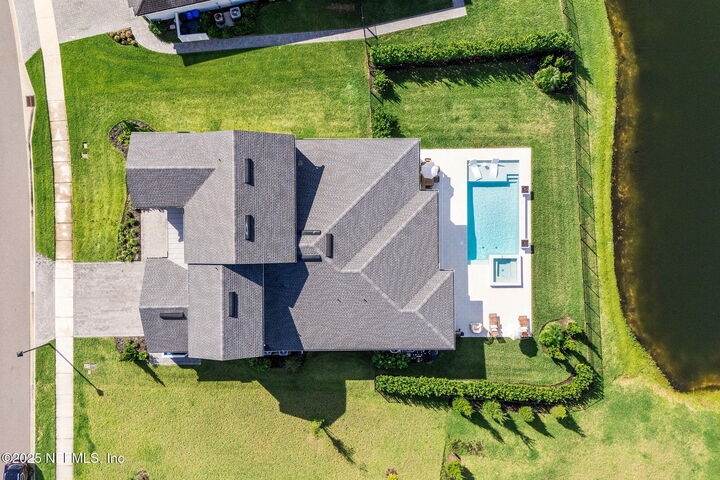 Property Photo:  281 Lakeview Pass Way  FL 32259 