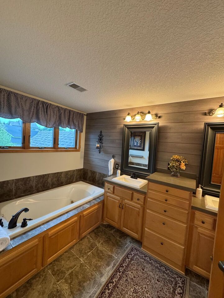 Property Photo:  16586 73rd Avenue N  MN 55311 