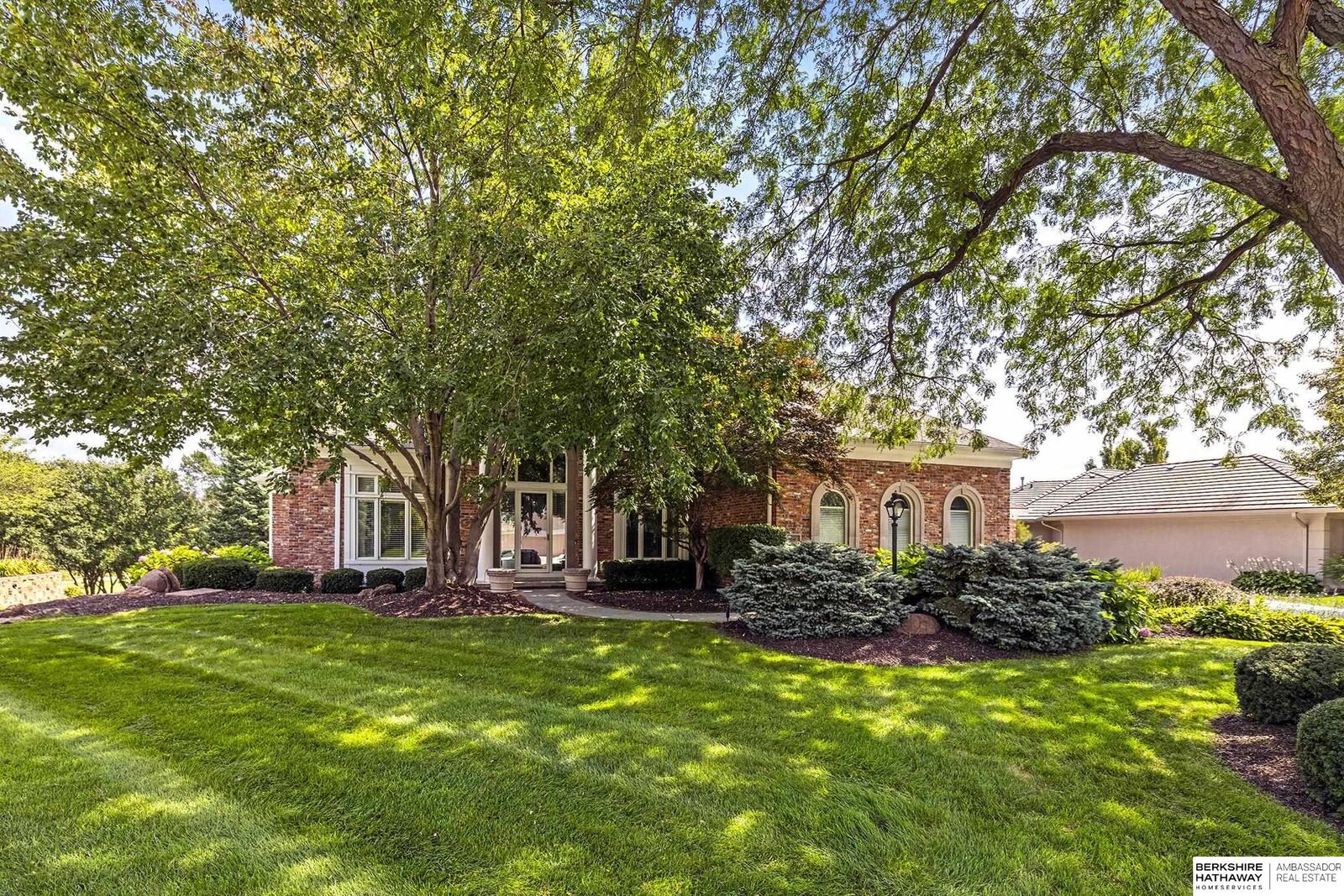 Property Photo:  1319 S 184th Circle  NE 68130 