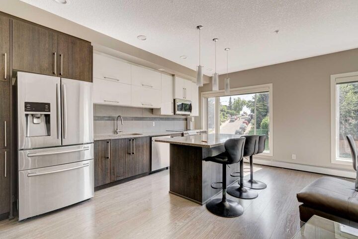 Property Photo: 93 34 Avenue SW 205 AB T2S 3H4