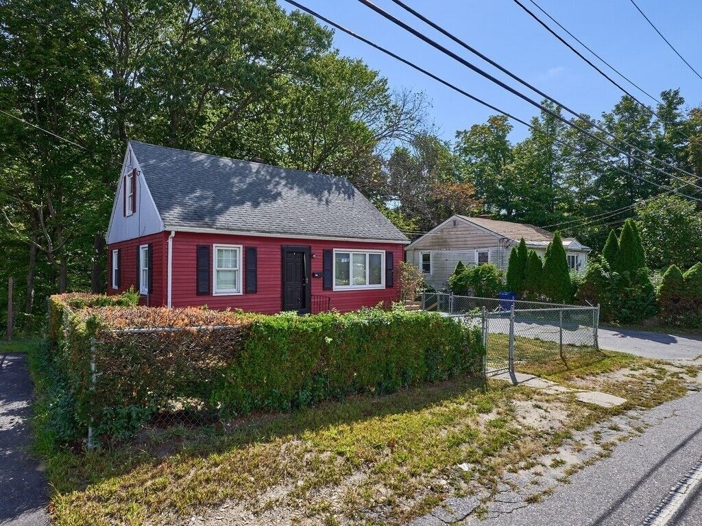 Property Photo: 154 Pond Street MA 01453