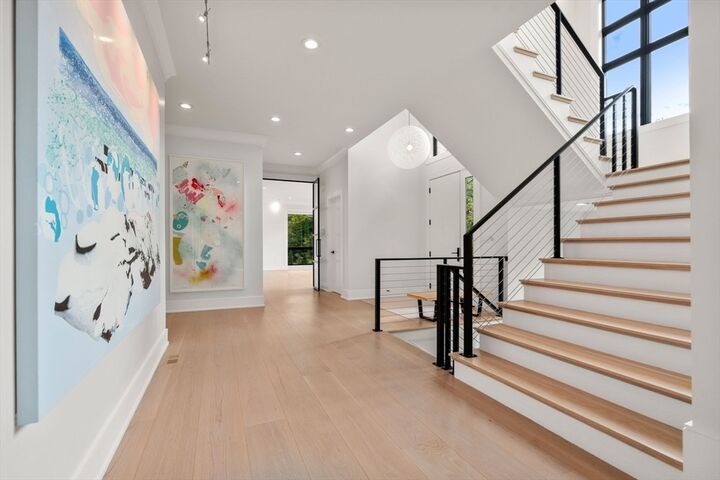 Property Photo:  61 Lakeview Ave  MA 02460 