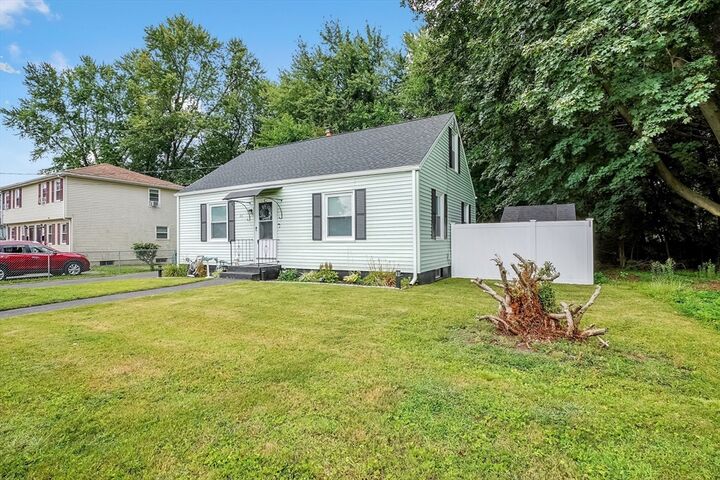 Property Photo:  40 Greenwich St  MA 01013 