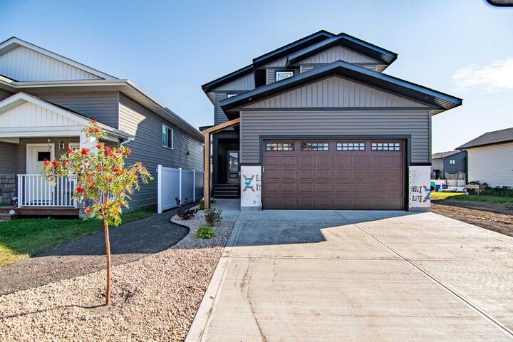 202 Livingston Close  Red Deer AB T4R 0S8 photo