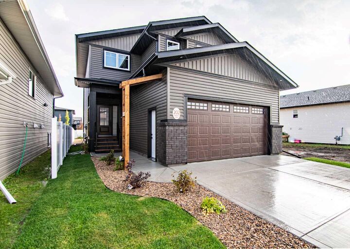 202 Livingston Close  Red Deer AB T4R 0S8 photo