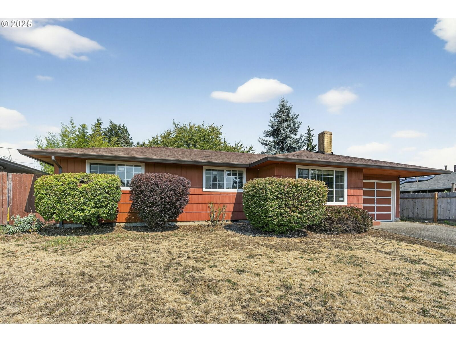 Property Photo: 15725 SE Madison Ct OR 97233