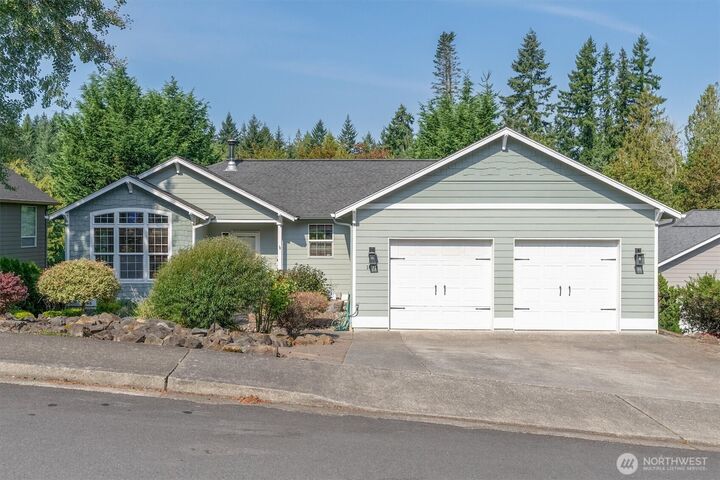 Property Photo: 1604 Tara Court WA 98626