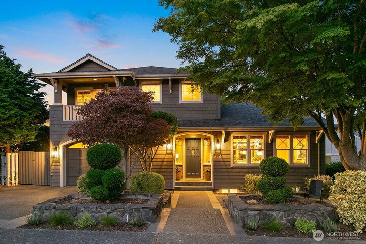 3016  37th Avenue W  Seattle WA 98199 photo