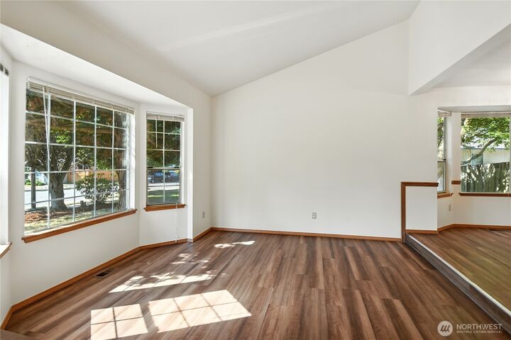 Property Photo:  13014 NE 101st Place  WA 98033 