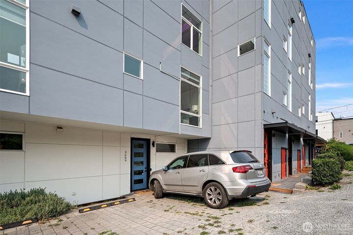 Property Photo: 3609 S Findlay Street WA 98118