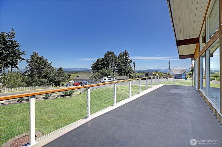 Property Photo:  1466  Larkspur Lane  WA 98282 