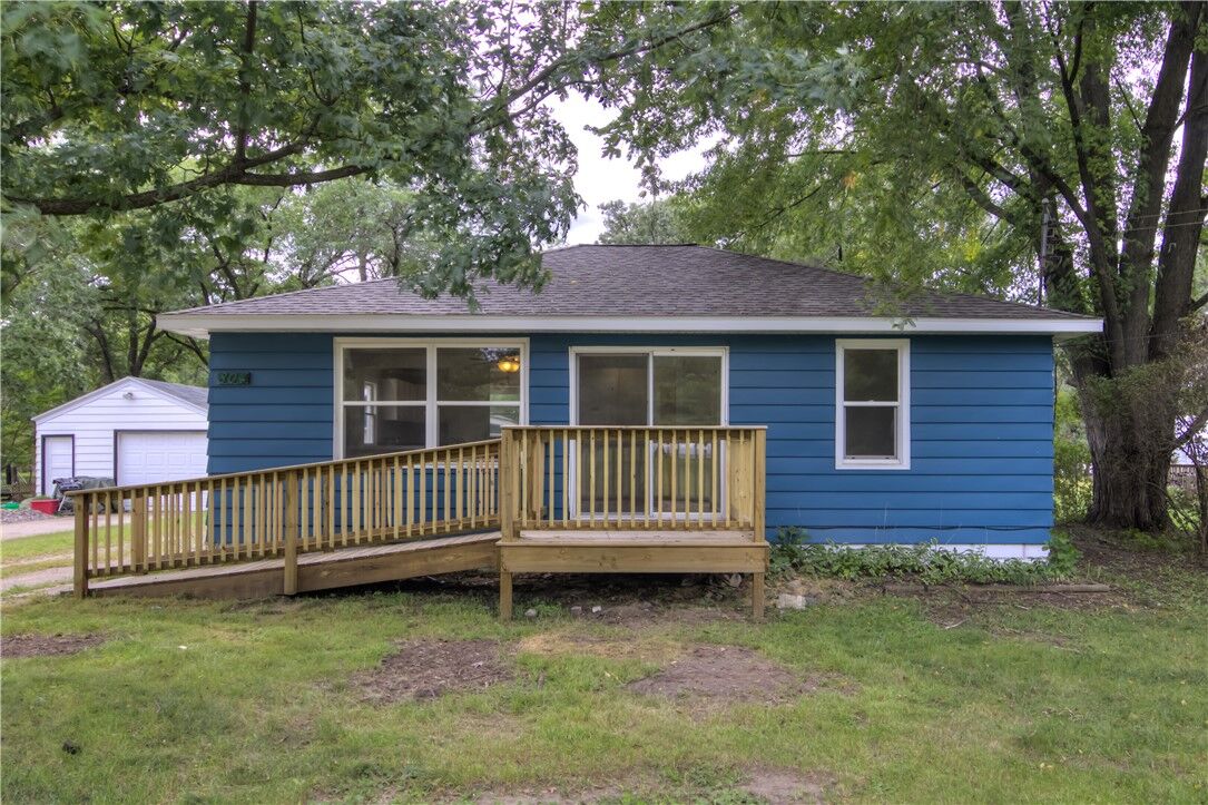 Property Photo: 804 High Street WI 54730