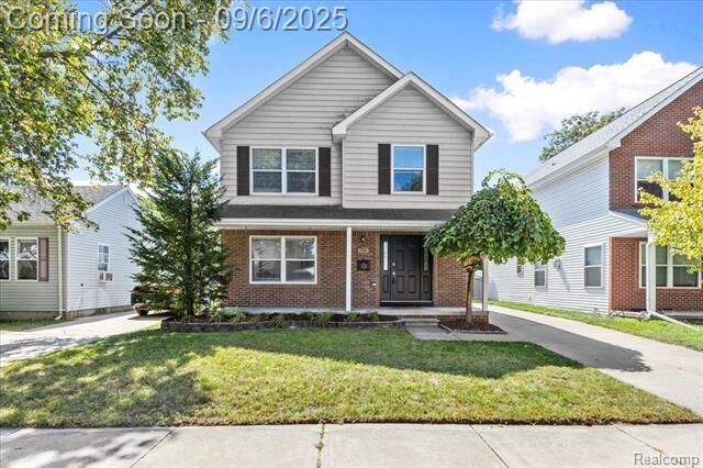 Property Photo:  528 Marlin Avenue  MI 48067 