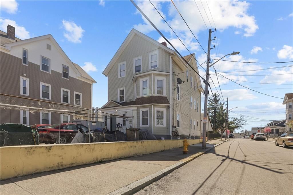 Property Photo:  58 Lawn Avenue  RI 02860 