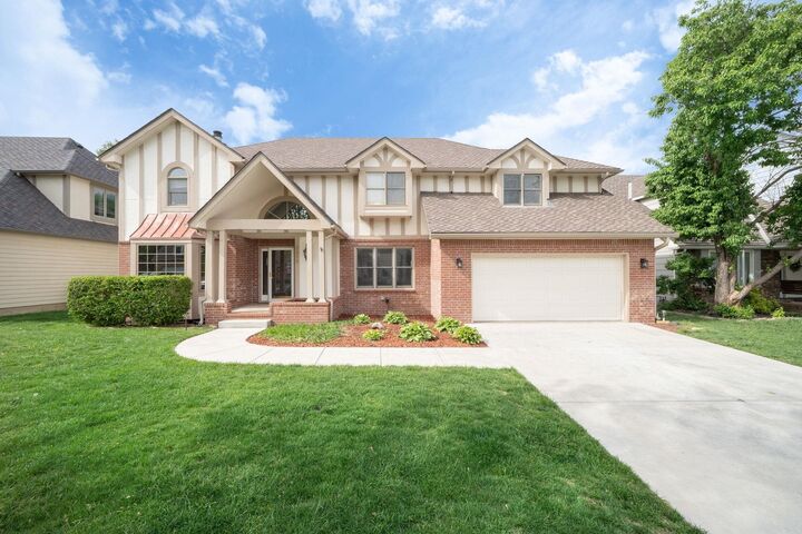 2856 N Tallgrass St  Wichita KS 67226 photo