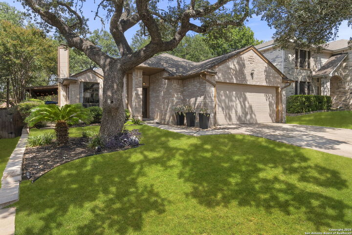 Property Photo: 1042 Hedgestone TX 78258