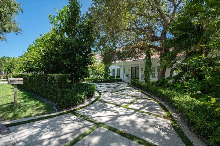 Property Photo:  680 Destacada Ave  FL 33156 