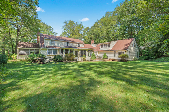 Property Photo:  43 Brookmoor Road  CT 06001 