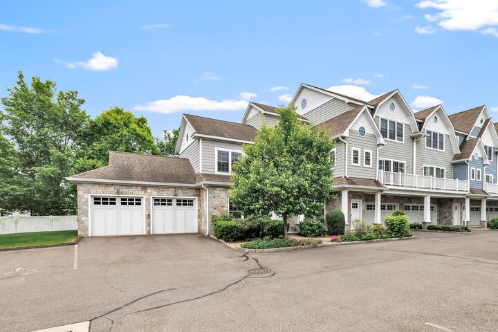 Property Photo: 2180 Kings Highway 1 CT 06824