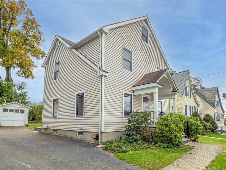 Property Photo:  8 Maplewood Terrace  CT 06851 