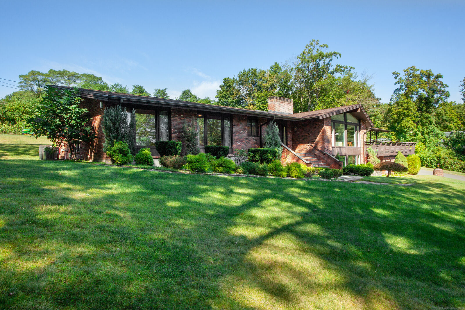 Property Photo:  124 High Ridge Road  CT 06117 