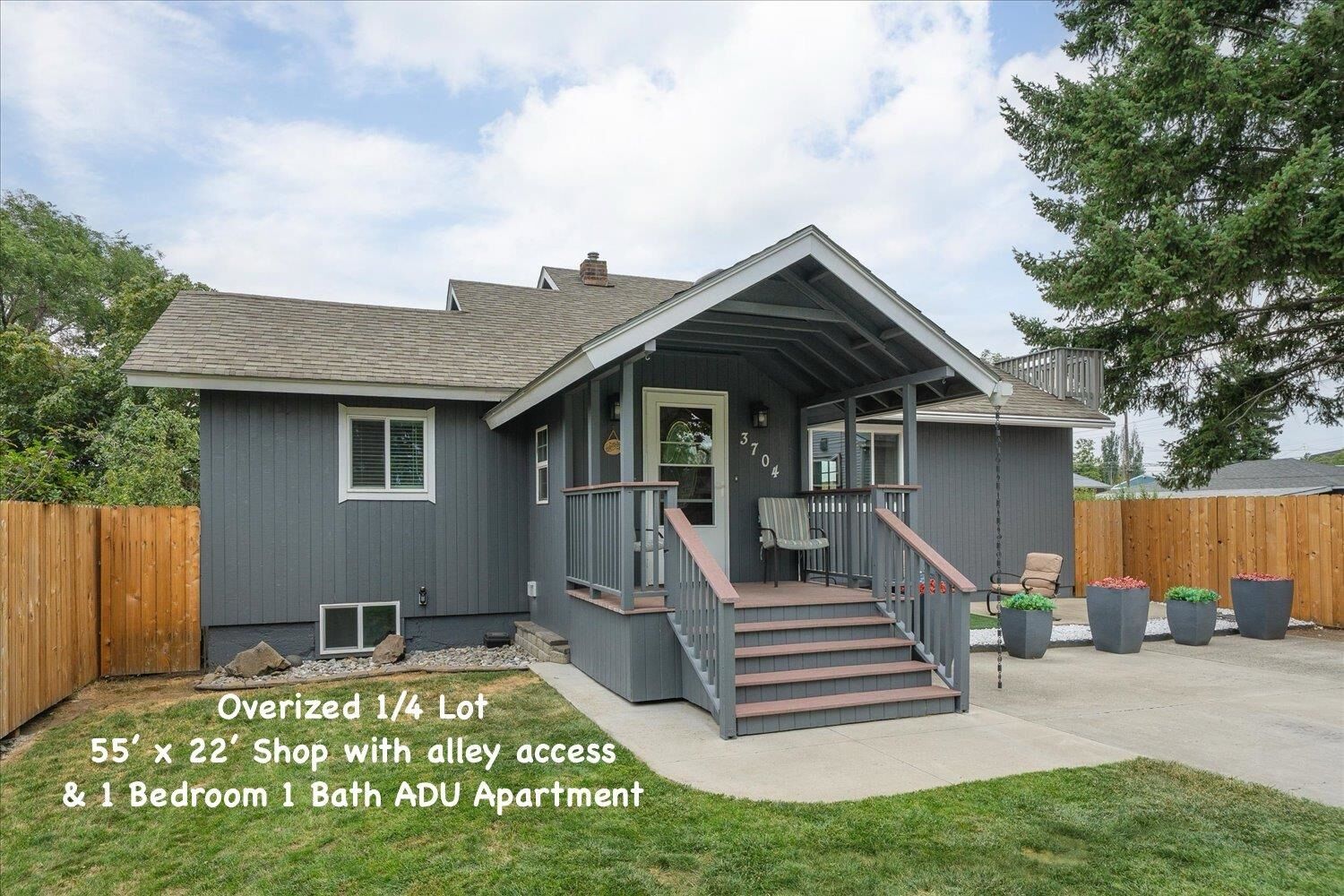 Property Photo: 3704 E 28th Ave WA 99223