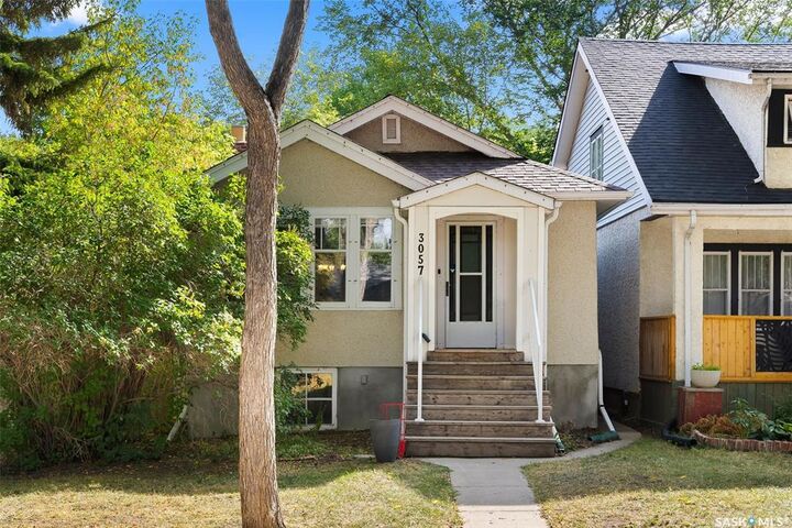 Property Photo:  3057 Retallack Street  SK S4S 1T3 