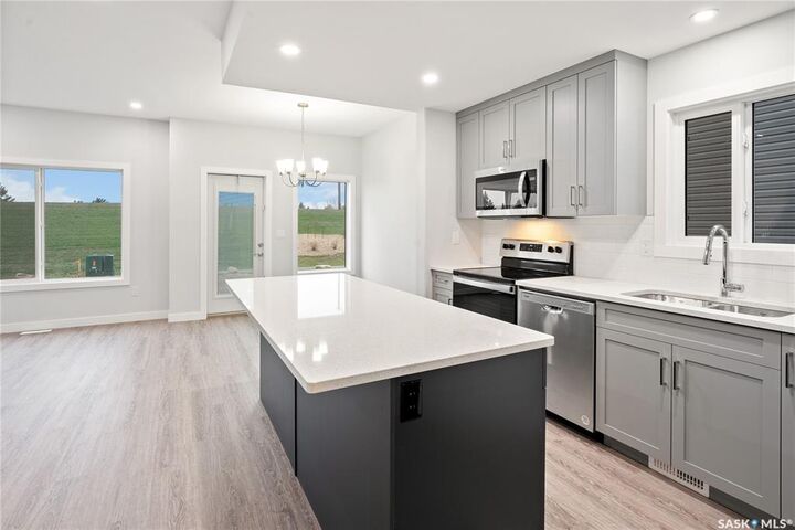 3149 Green Turtle Road  Regina SK S4V 4C5 photo