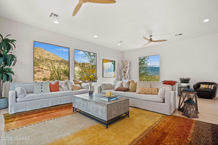 Property Photo:  3898 N Camino Ojo De Agua  AZ 85749 