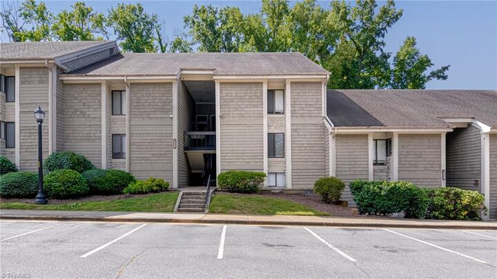 Property Photo: 1508 Benjamin Parkway C NC 27408