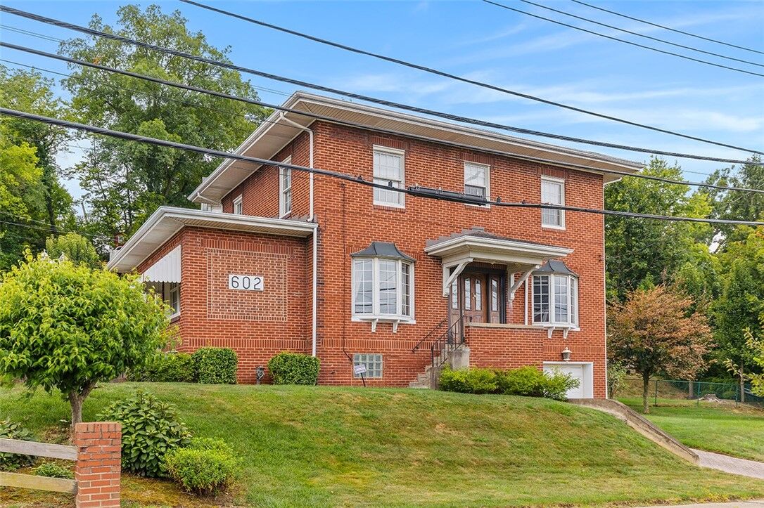 Property Photo: 602 Halcomb Ave PA 15025