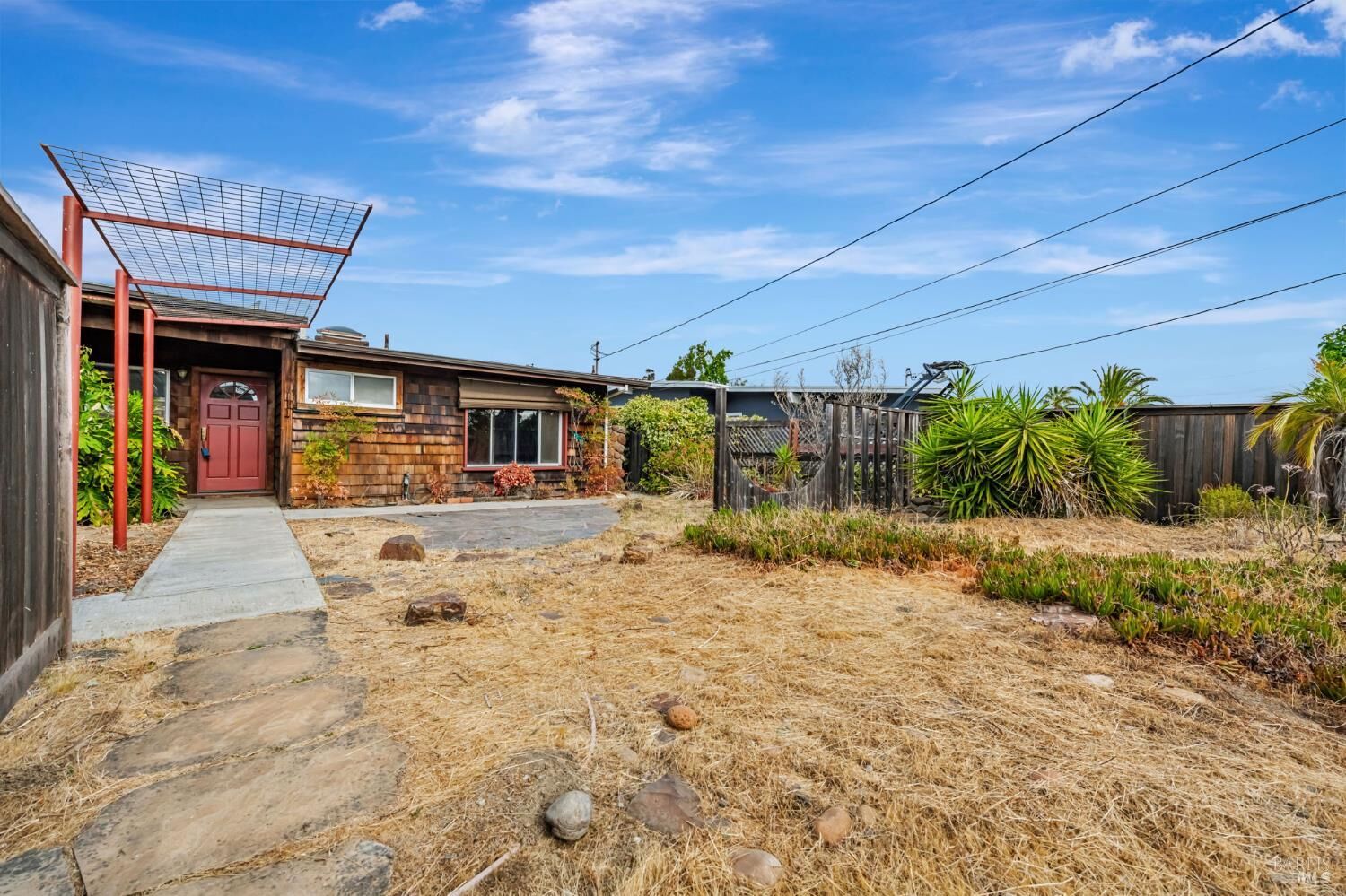 Property Photo: 615 Rosal Way CA 94903