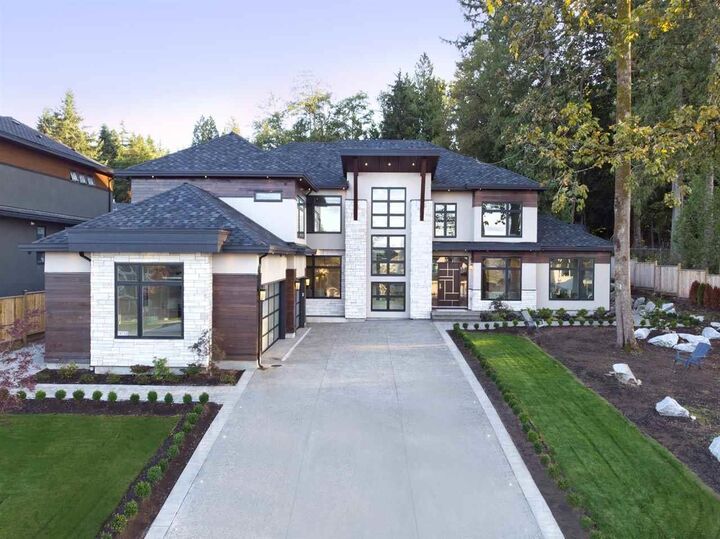 Photo de la propriété:  16722 McNair Drive  BC V3Z 0P9 