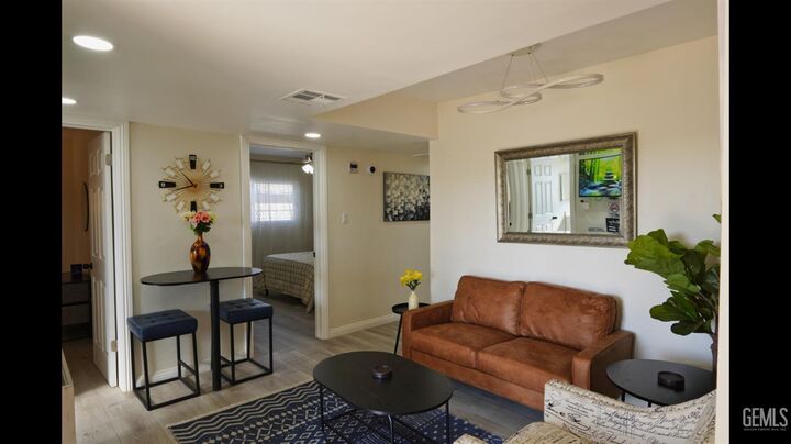 Property Photo:  3206 Candlewood Drive  CA 93306 