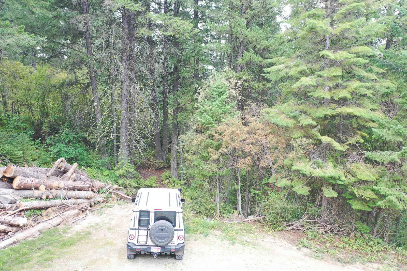 Property Photo:  515 Collier View  ID 83611 