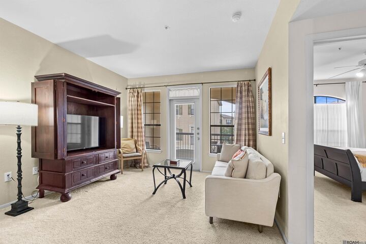 Property Photo: 6765 Corporate Boulevard #6210 LA 70809