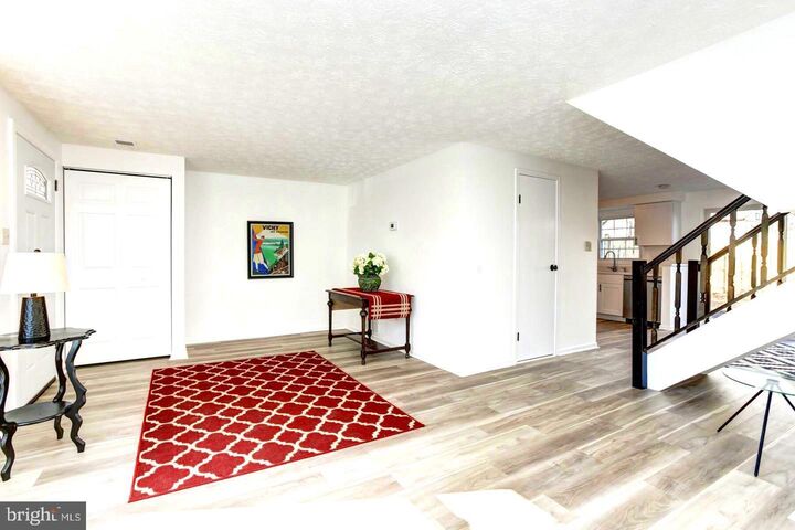 Property Photo: 9506 Quarry Bridge Court MD 21046