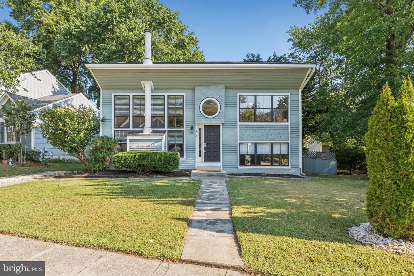 Property Photo:  910 Langdon Court  MD 21403 