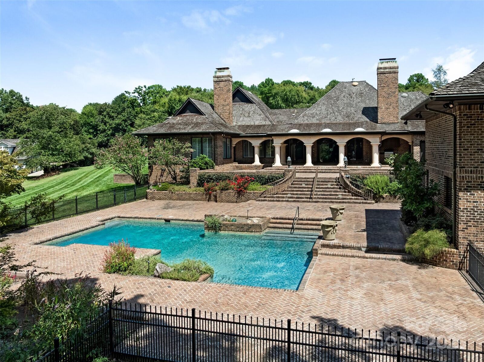 Property Photo:  2118 Bent Branch Road  NC 28226 