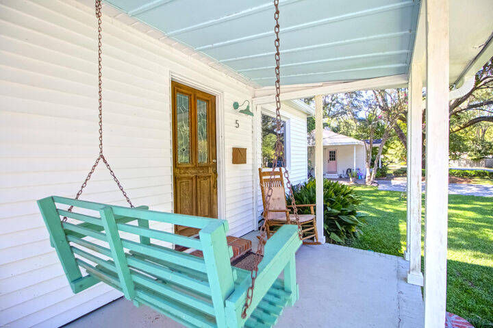 Property Photo: 5 Jerry Drive SC 29407