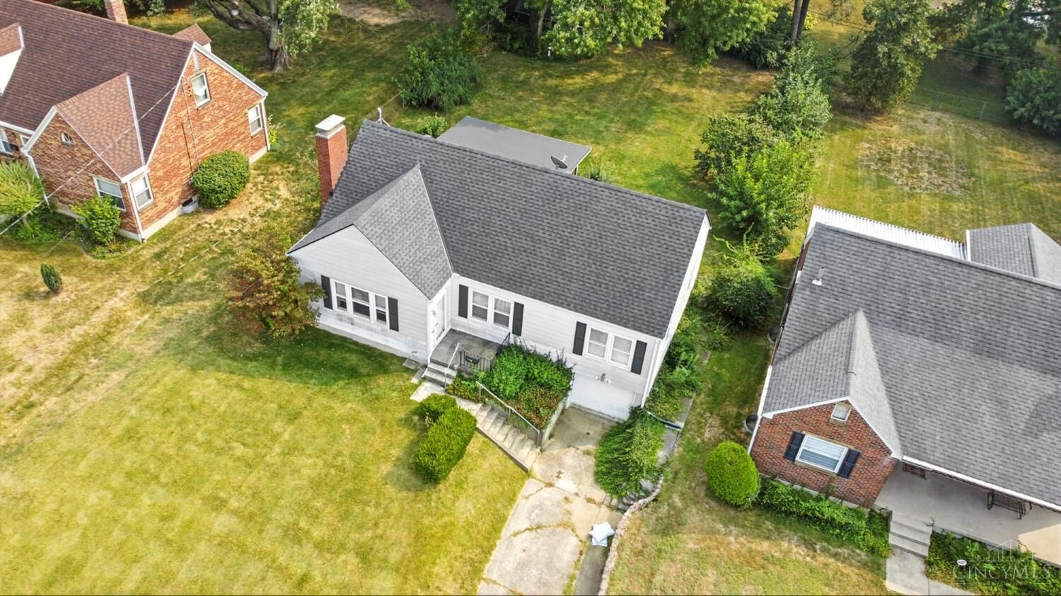 Property Photo:  2704 Lopane Avenue  OH 45044