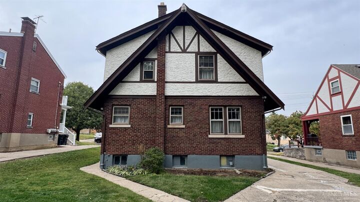 Property Photo: 4925 Shirley Place OH 45238