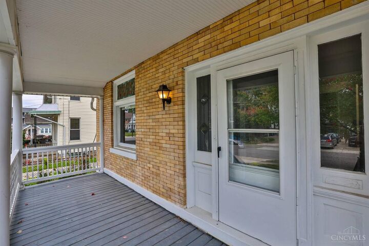 Property Photo: 3752 Regent Avenue OH 45212