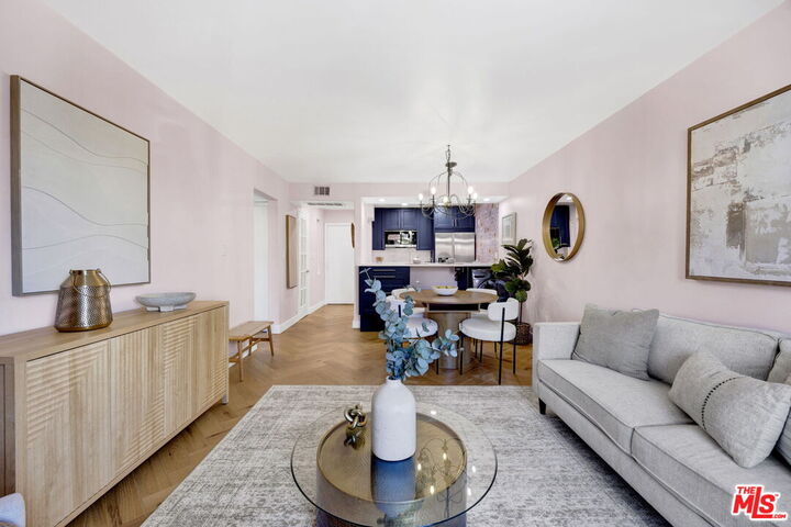 1351 N Orange Dr  Los Angeles CA 90028 photo