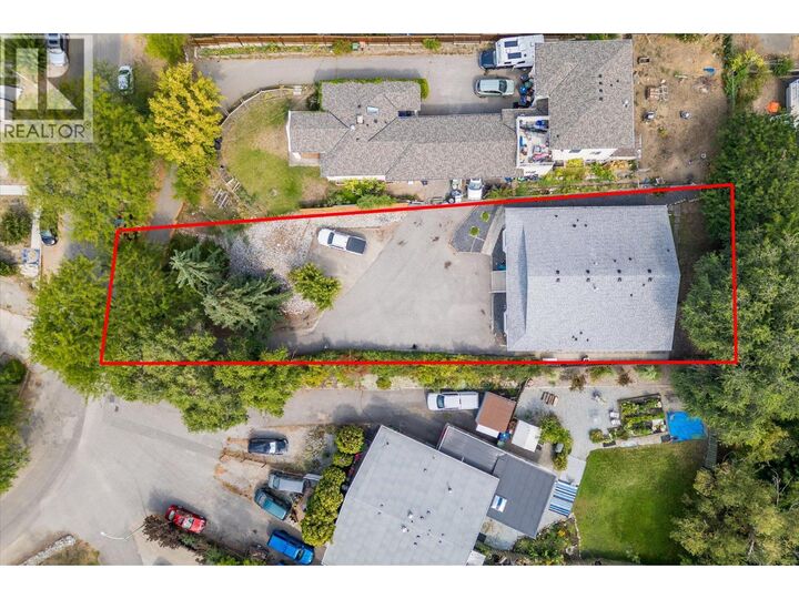 Property Photo: 1375/1377 Orchard Drive BC V1Y 3V1