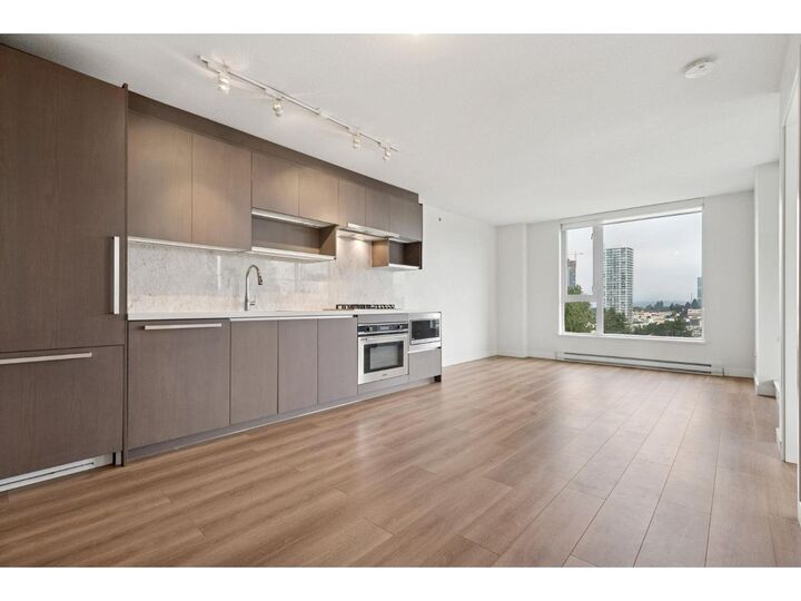 Property Photo: 13696 100 Avenue 1512 BC V3T 0L5