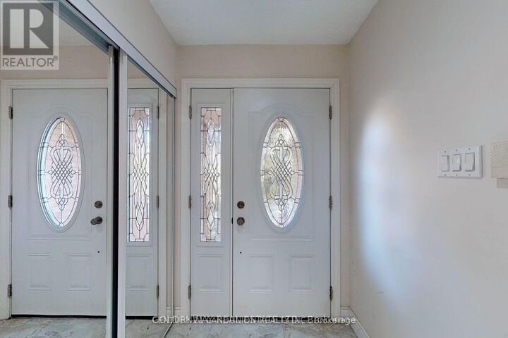 Property Photo:  86 Bushmills Square  ON M1V 1J4 