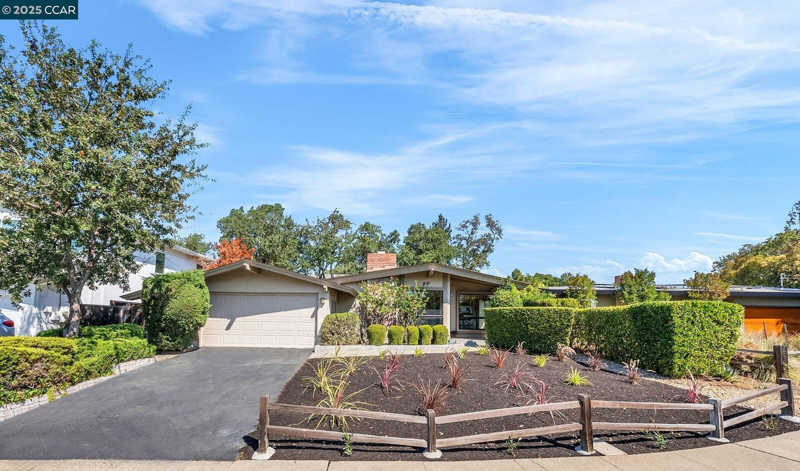 Property Photo: 70 Norman Court CA 94595