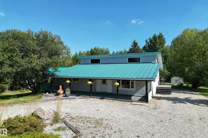 54222 Rge Road 25 43  Rural Lac Ste. Anne County AB T0E 0A1 photo