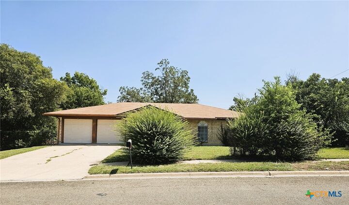 Property Photo:  305 Williams Street  TX 76522 